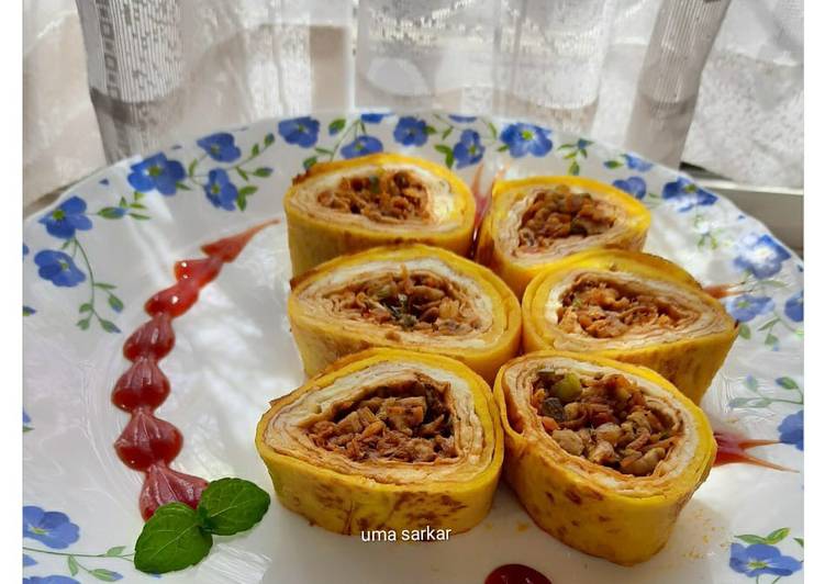 Easiest Way to Prepare Tasty Chicken stuffed egg roll