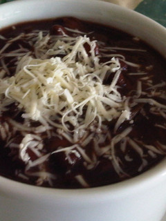 Una foto de Sopa de caraotas (frijoles) negros