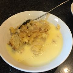 A picture of Feed the 5000 Apple Crumble.