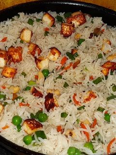 পনির ফ্রাইড রাইস (paneer fried rice recipe in Bengali) রেসিপির প্রধান ছবি