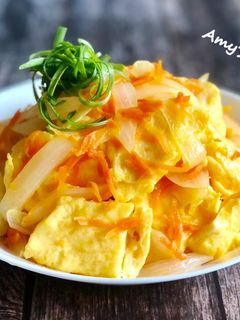 洋蔥紅蘿炒蛋 / 家常菜 的食譜成品照片
