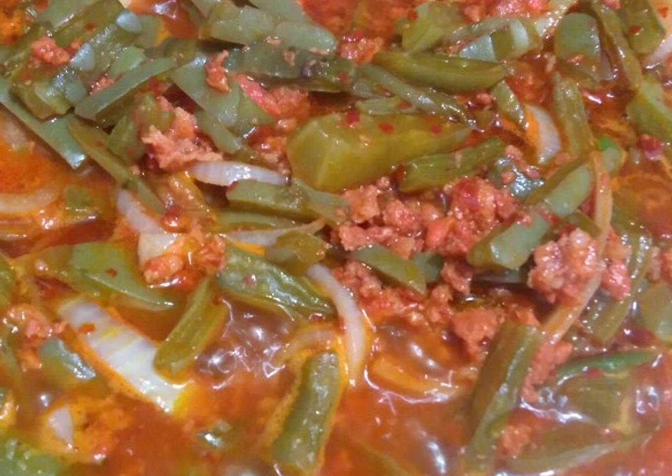 Nopales con chorizo