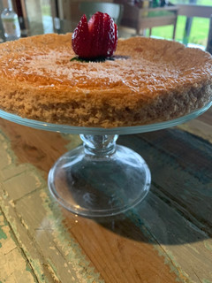 Una foto de Torta de coco y limón sin harina y sin azúcar