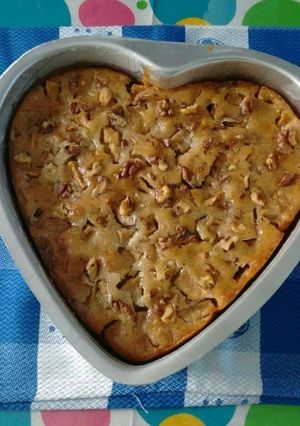 Una foto de Torta de nueces y manzana (VEGANA)