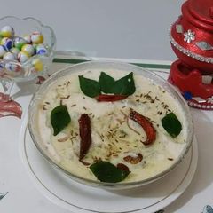 A picture of Lauki ka raita.