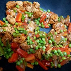 A picture of 3 Spice Stir Fry Chicken with veggies.