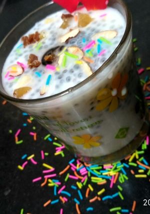 A picture of Honey nuts falooda.
