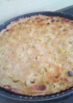 Une photo de Tarte a la rubharbe pate au flocon d'avoine