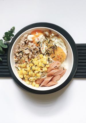 Hình của món Cơm trộn Hàn Quốc.