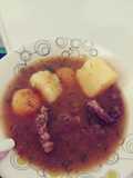 Sudado de carne con papas