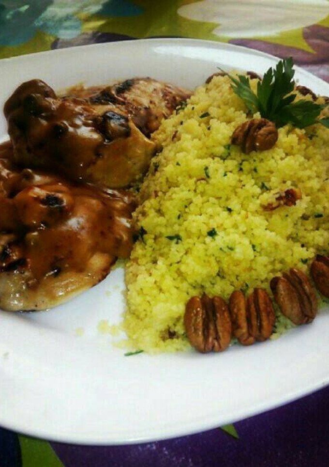 Una foto de Solomillo a la pimienta con cous-cous