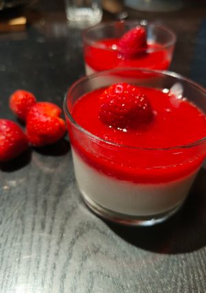 Une photo de Panna cotta au tofu soyeux