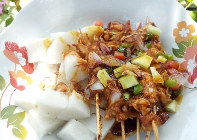 Sate ayam bumbu kacang