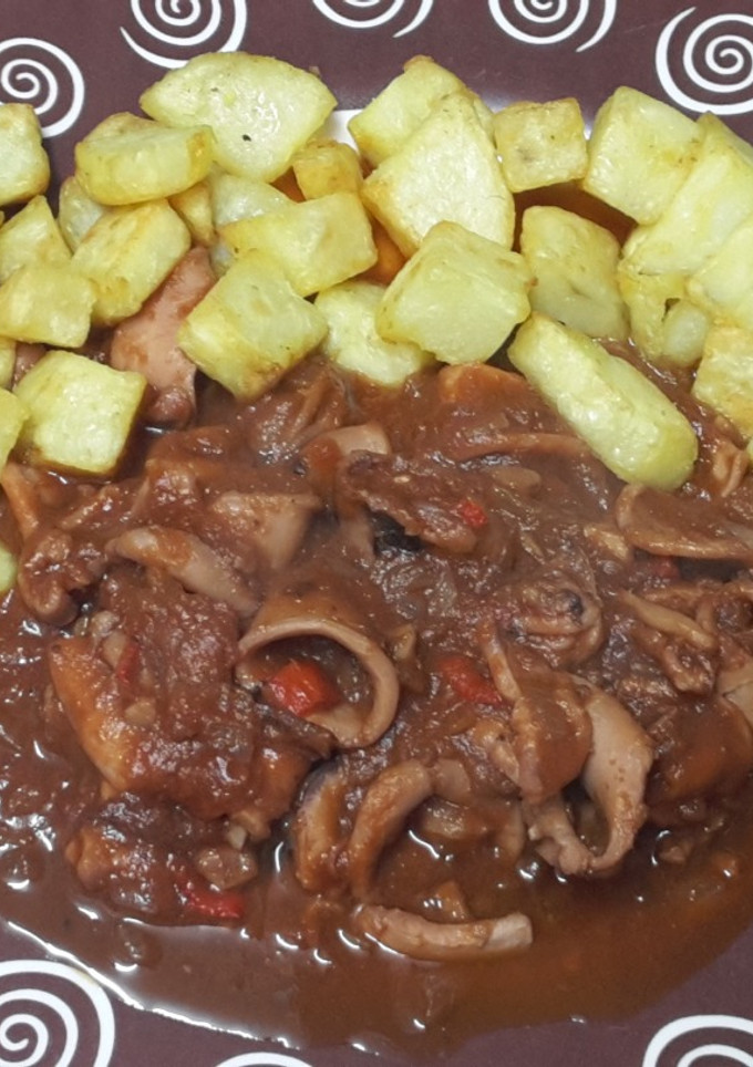 Una foto de Calamares al Pedro Ximénez con toque picante