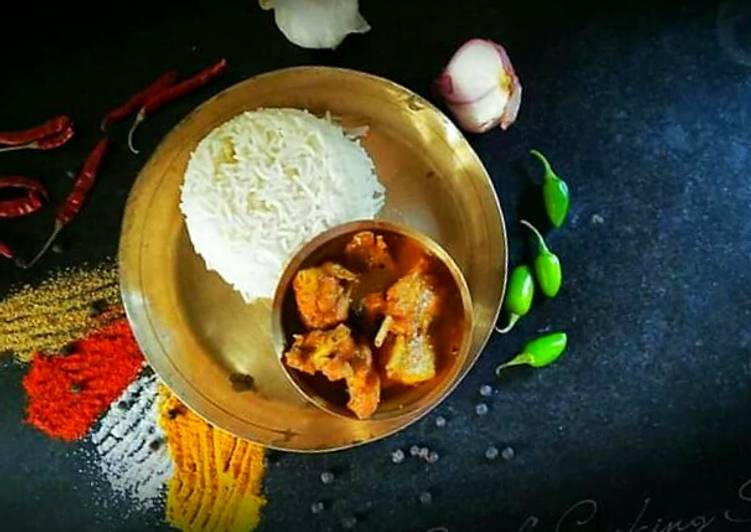 Recipe of Homemade Bengali chicken Curry or Murgir jhol