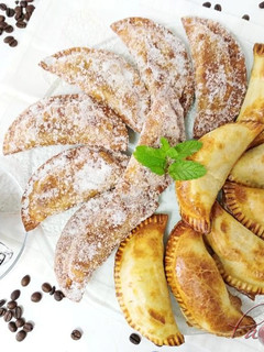 Foto principal de Empanadillas dulces de crema de café
