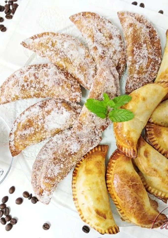 Una foto de Empanadillas dulces de crema de café