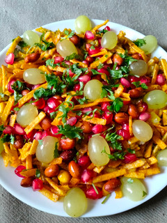 ફરાળી ભેળ (Farali Bhel Recipe in Gujarati) રેસીપી મુખ્ય ફોટો