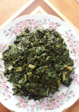 عکسی از دستور بورانی برگ چغندر🌷🌷