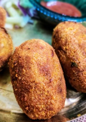 ডিমের ডেভিল(dimer devil recipe in Bengali) রেসিপির প্রধান ছবি