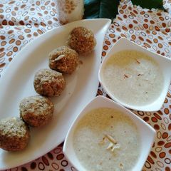 A picture of Leftover roti Churma lodoo.