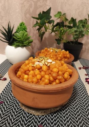 A picture of Meethi Boondi.