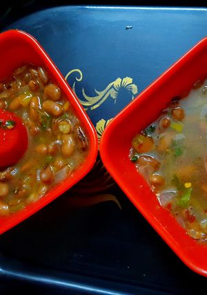 A picture of Rajma soup.