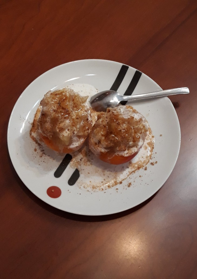 Una foto de Albaricoques rellenos de manzana con canela y kéfir