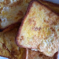 A picture of Toast Mayai.