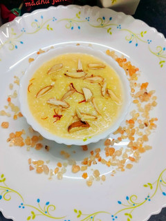 गोंद कतीरा के खीर (gond katira kheer recipe in Hindi) रेसिपी मुख्य फोटो
