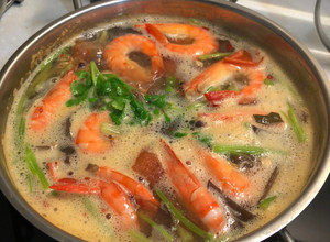 泰式海鮮酸辣清湯 的食譜成品照片