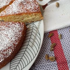 Nutty cinnamon-orange cake A picture of Nutty cinnamon-orange cake.