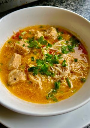 Hình của món Canh Cà Chua Trứng Nấm Chả Cua🍥🍅.