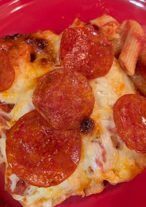 A picture of Pizza Ziti.