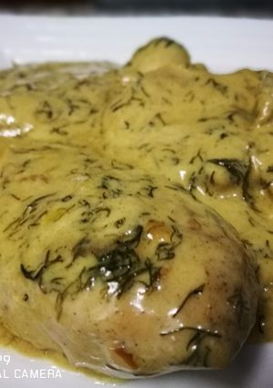 A picture of Cream lemon chicken.