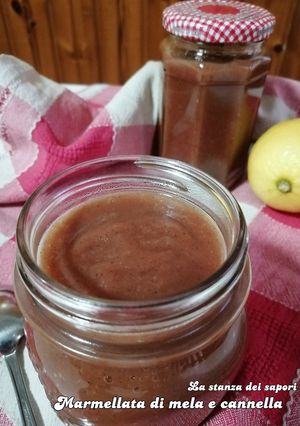Foto di 🍎Marmellata di mela e cannella🤎