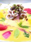 Calamari agli agrumi con salsa di arancia e pompelmo piccante