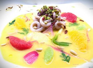 Foto di Calamari agli agrumi con salsa di arancia e pompelmo piccante