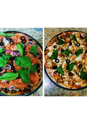 A picture of Boerewors & BBQ Chicken Pizzas.