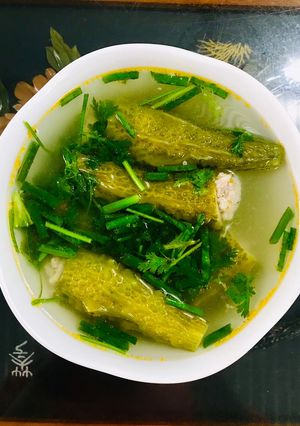 Hình của món Canh khổ qua rừng nhồi thịt.