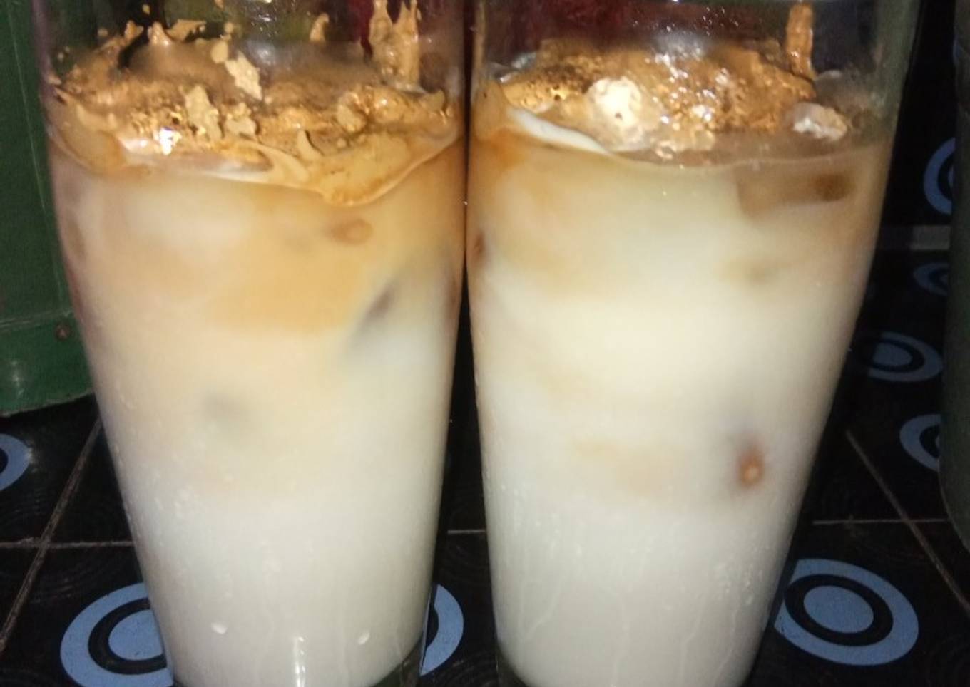 Dalgona Coffee