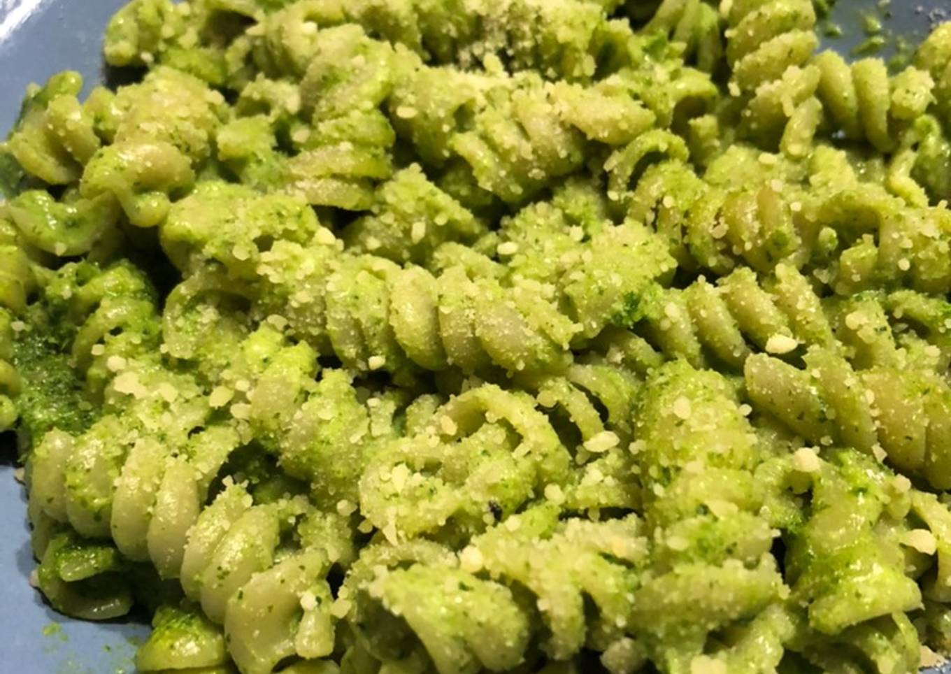 Fideos con pesto de perejil 🌿