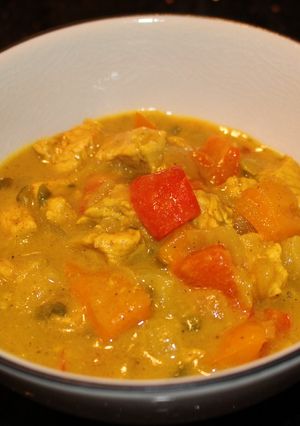 A picture of Chicken Curry.