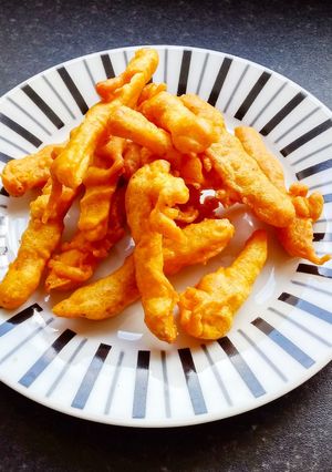A picture of Potato finger fritters.