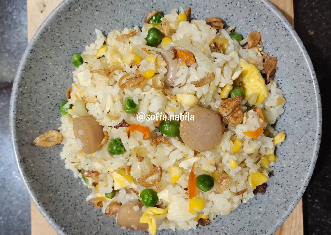 35. Nasi Goreng Hongkong