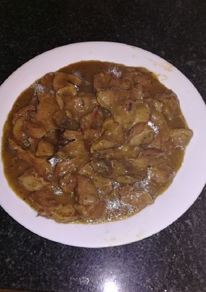 Foto principal de Mollejas de pollo en salsa de champiñones en la olla GM g