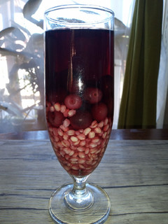 Una foto de Cerezas cocidas con mote