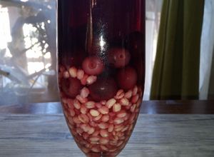 Una foto de Cerezas cocidas con mote