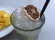 Una foto de cocteles de brasil