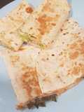 Wrap vegetal y quesadilla con pimientos